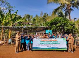 Hari Selasa, 25 Juni 2024, jam 8 pagi, kelompok wanita tani (KWT) padukuhan Klepu berkumpul di lahan